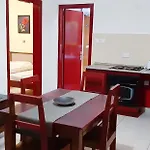 'young'seven Apartahotel