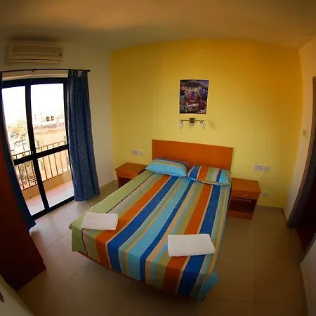 Aparthotel 'young'seven
