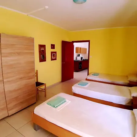 Aparthotel 'young'seven