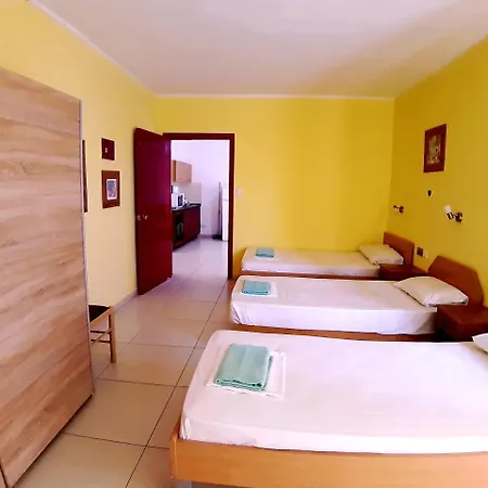 Aparthotel 'young'seven