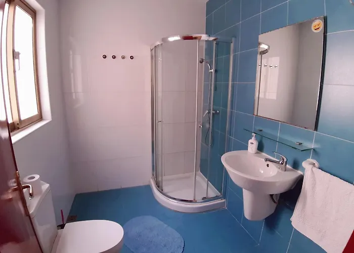 'young'seven 2* St. Julian's