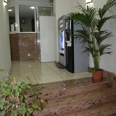 'young'seven San Ġiljan