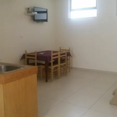 'young'seven San Ġiljan