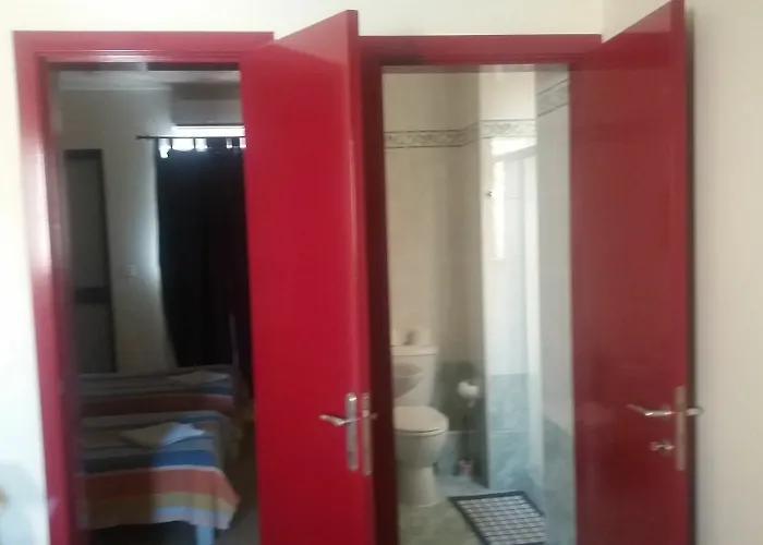 'young'seven Saint Julian's