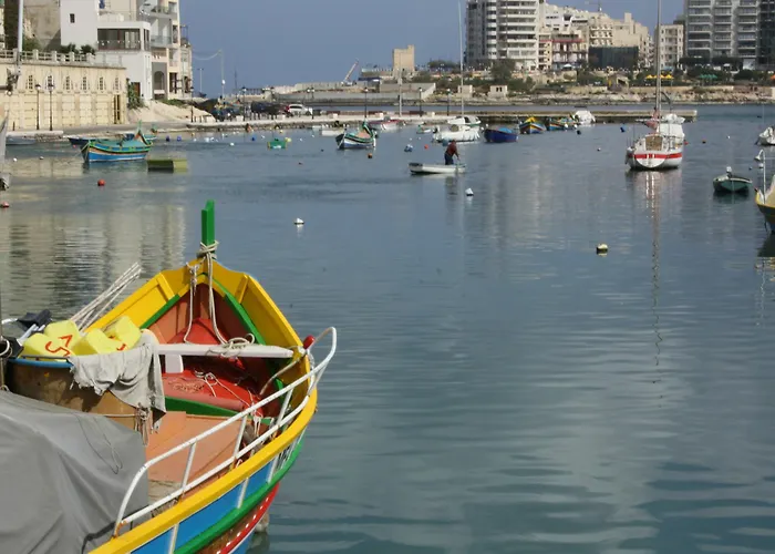 'young'seven Saint Julian's